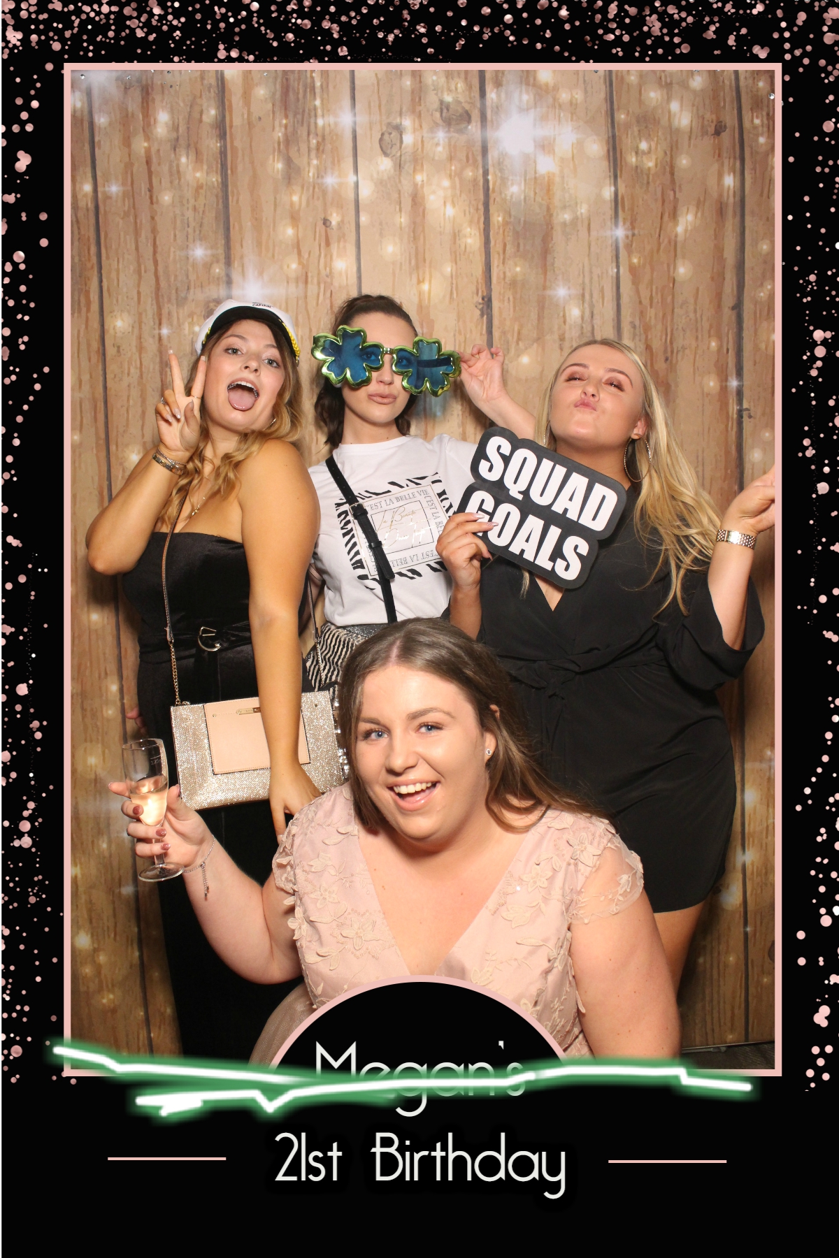 Megan's 21st Birthday Party  | View more photos from the event at gallery.magicimages.uk/u/MagicImages/Megans-21st-Birthday-Party